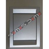 Toma de diseño mod. M2 en color gris plata